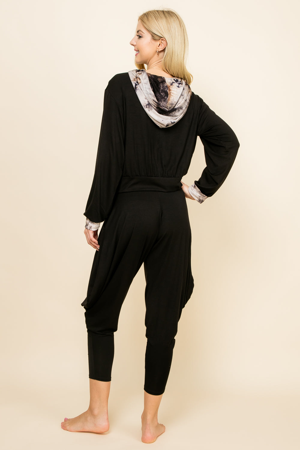 Black Solid Pants & Black Patchwork Hoodie