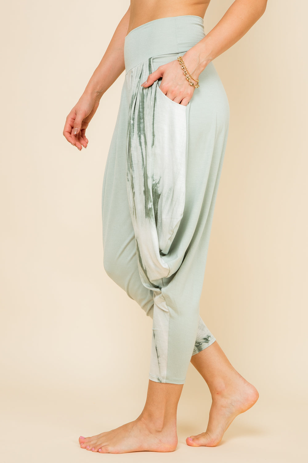 Side view of mint marble patchwork women’s harem pants with stretch waistband – Kooniez brand