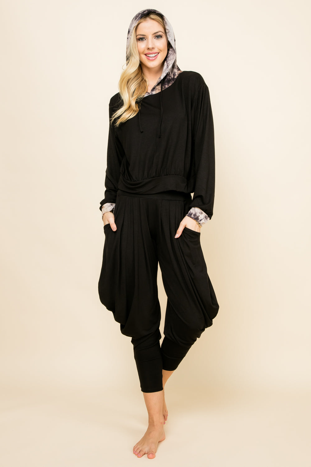 Black Solid Pants &amp; Black Patchwork Hoodie