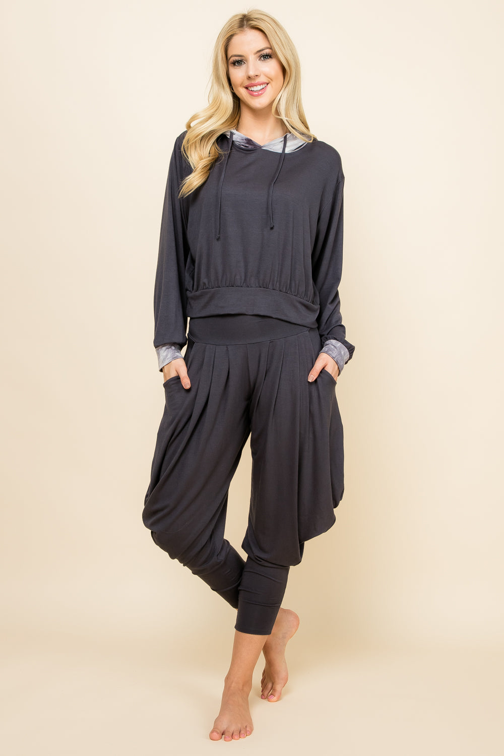 Charcoal Solid Pants &amp; Charcoal Patchwork Hoodie
