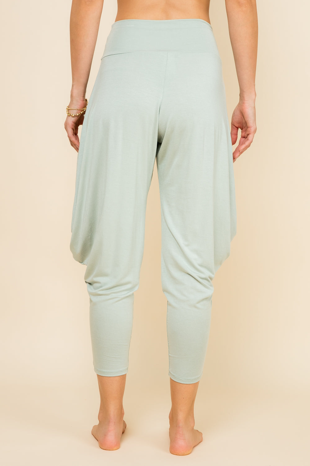 Back view of mint harem pants with adjustable hem and pockets – Kooniez